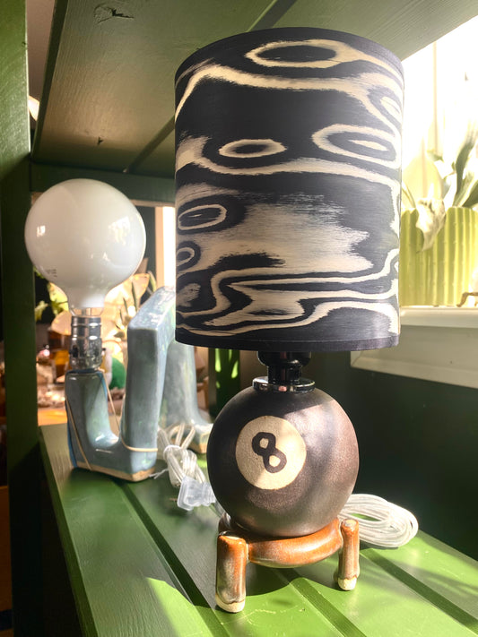 8 Ball Lamp