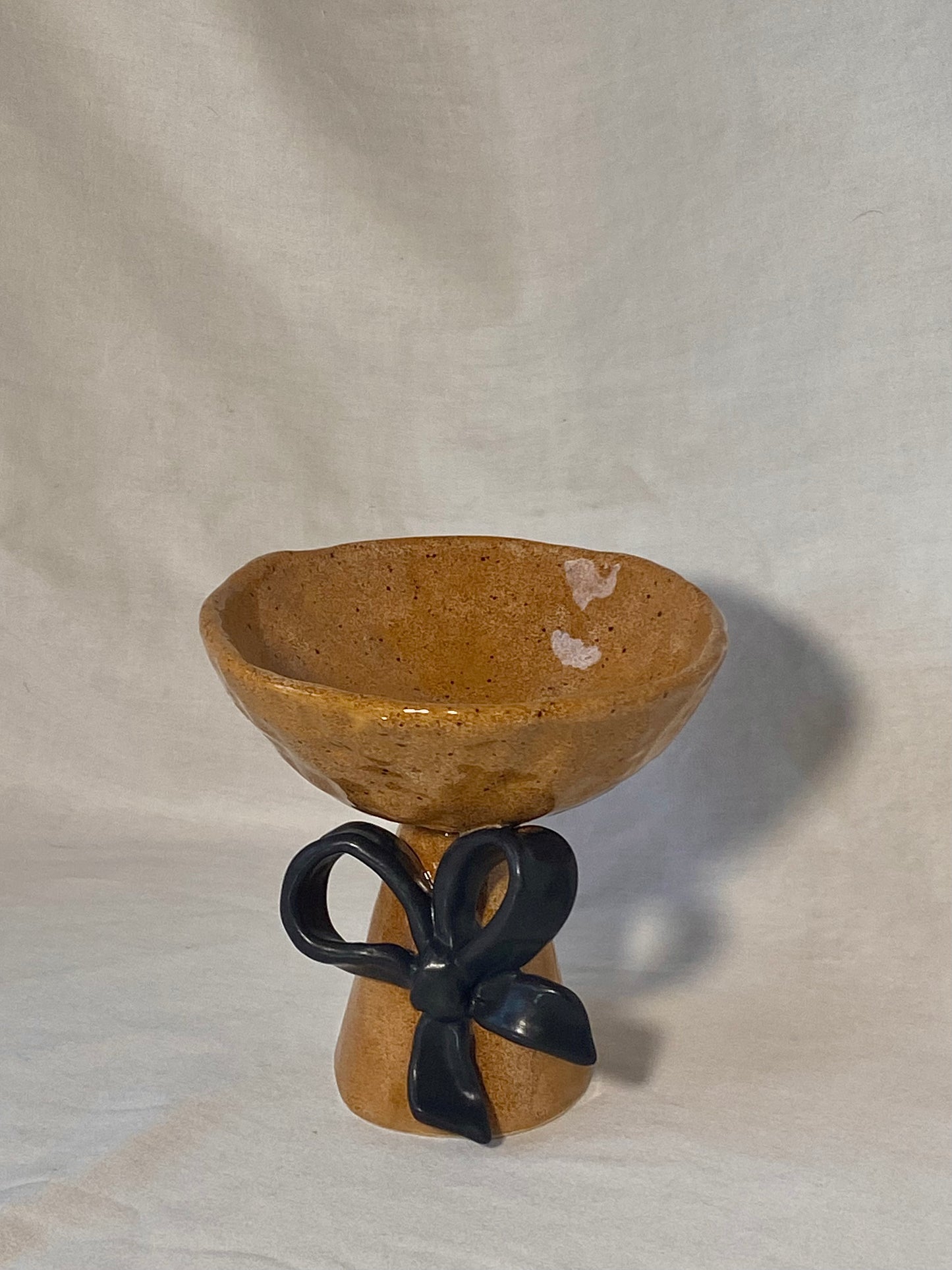 Pedestal Trays